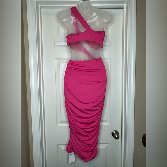 Pink One Shoulder Cutout Bodycon Dress - Picture 9 of 10